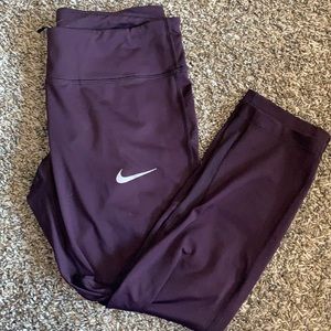 Purple Nike cropped leggings